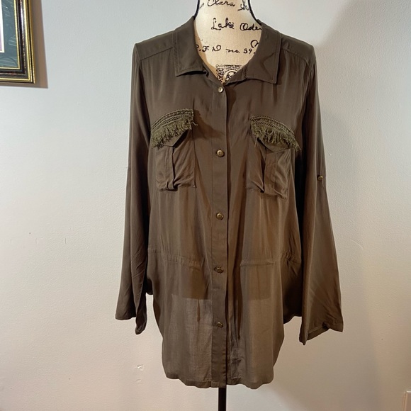 Signature studio women’s button down‎ up blouse - Picture 4 of 10